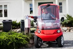 paxster delivers post directly from the vehicle