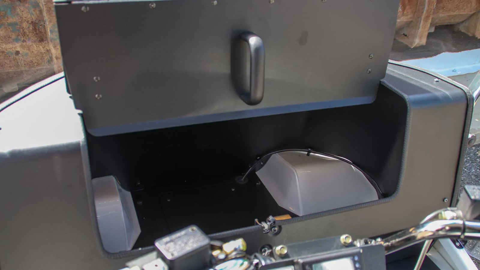 paxster front parcel box