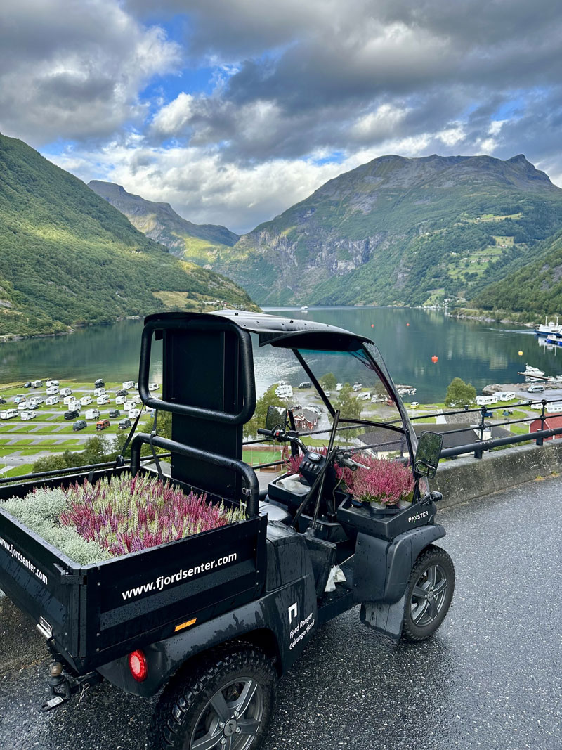 Paxster Compact ready for planting heather in the beautiful Geirangerfjord